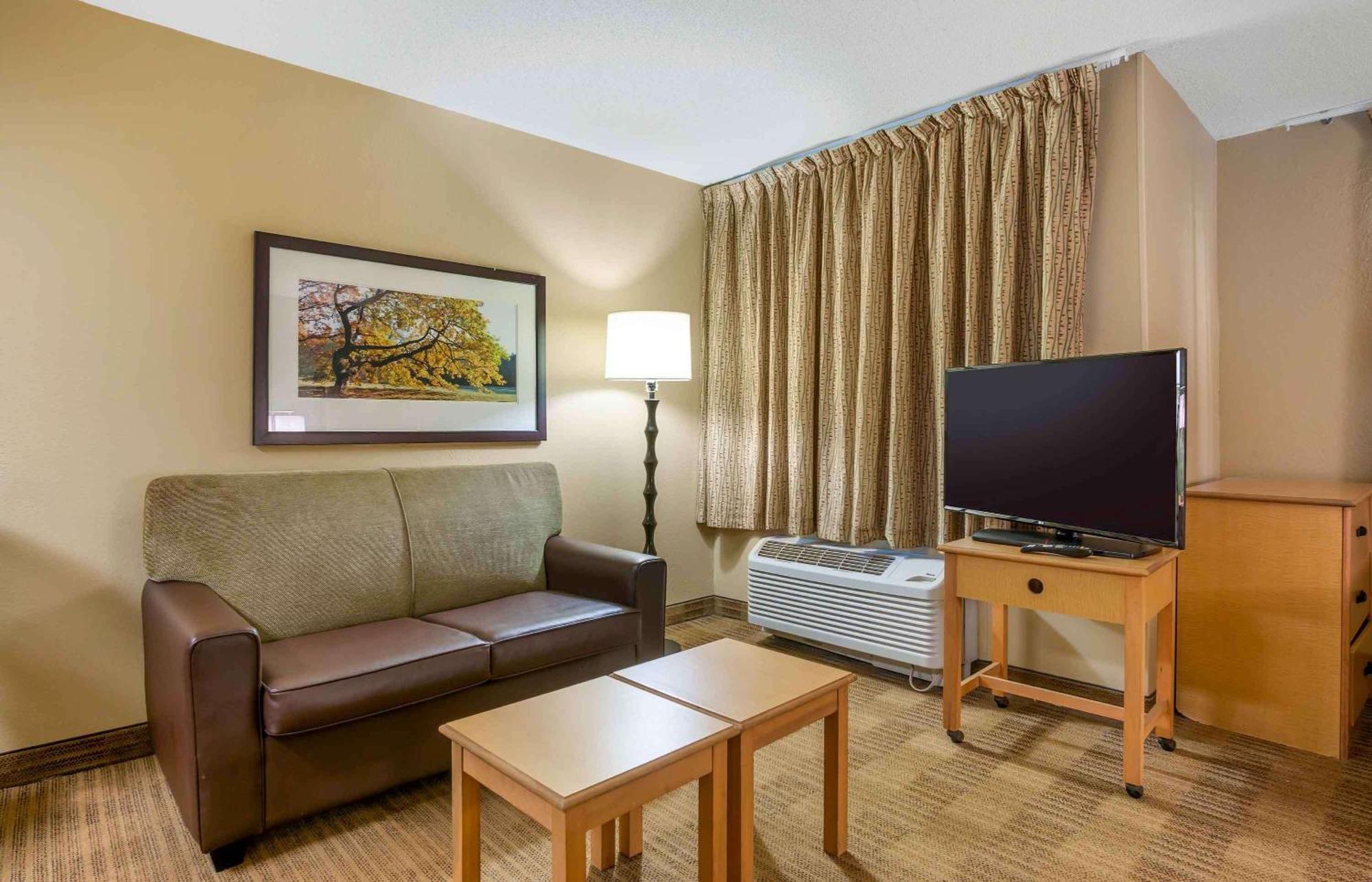 Extended Stay America Select Suites - Orlando - Lake Mary - 1040 Greenwood Blvd Exteriör bild